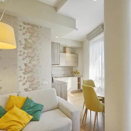 Valensia Apartment
